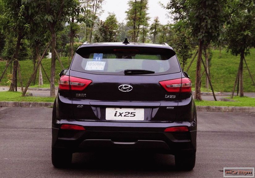 Hyundai ix25 2015 schwarz