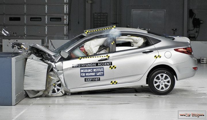 Neuer Hyundai Solaris-Crashtest