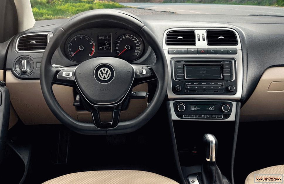 Im Inneren des Volkswagen Polo