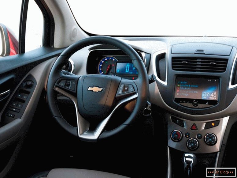 Innenraum Chevrolet Tracker 2014