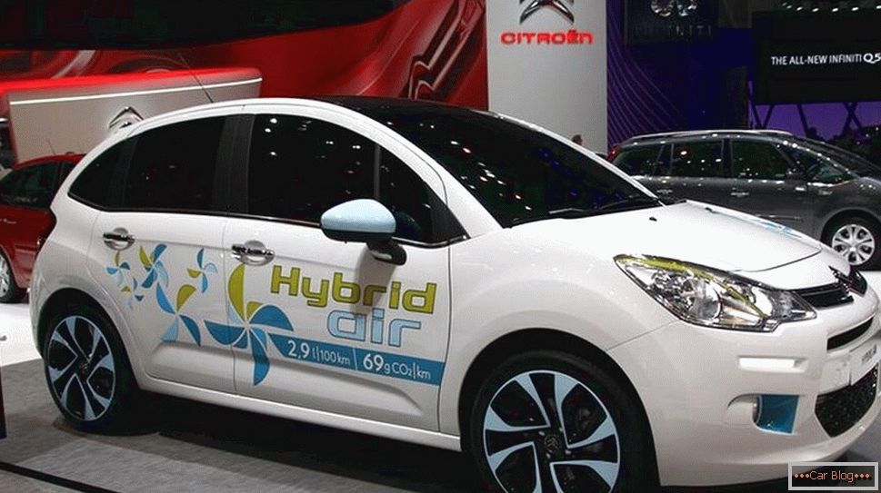 Citroen-Hybridauto