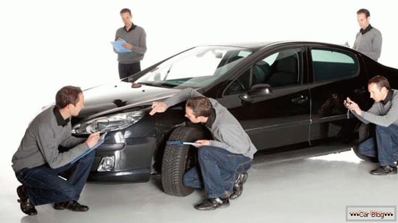 Fahrzeugbewertung durch Versicherungsunternehmen