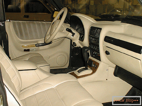 GAZ 31105 Chrysler-Abstimmung