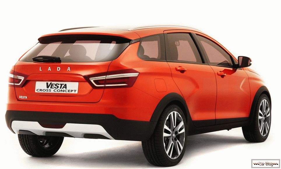 На Ижевском автозаводе собрали первые модели Lada Vesta Kreuz