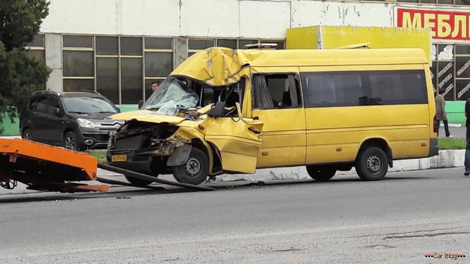 Unfall mit einem Bus
