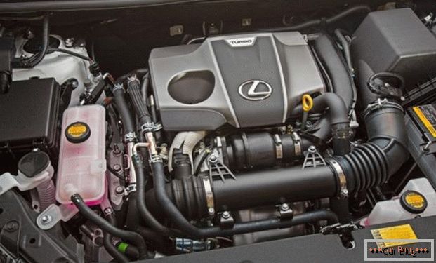 Neugestaltung des Motor Lexus HX