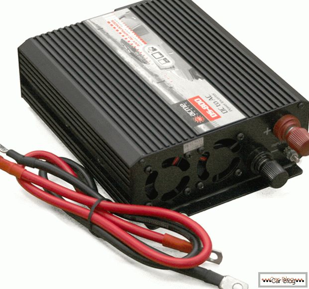 AcmePower Auto Wechselrichter