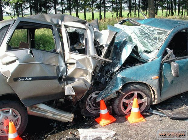 Autounfälle verursachen viele Todesfälle