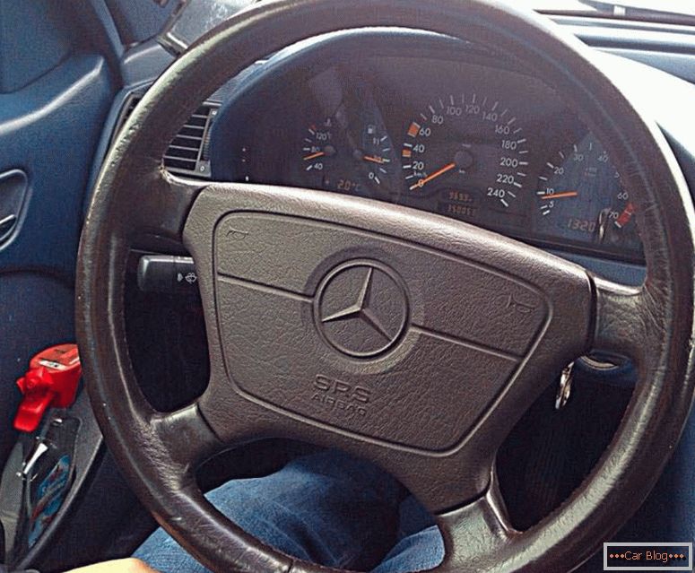 Mercedes-Benz W140 Lenkrad