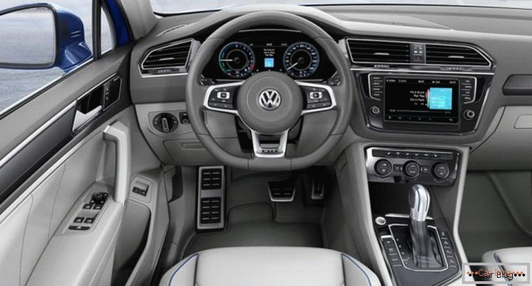 Neuer Volkswagen Tiguan Salon 2017
