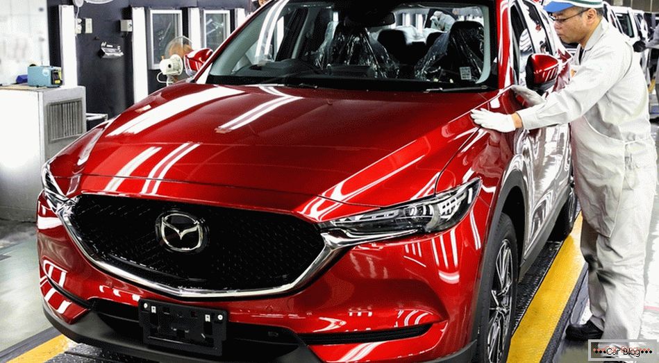 Японцы запустили в серийное производство новопоколенный Mazda CX-5 Frequenzweiche